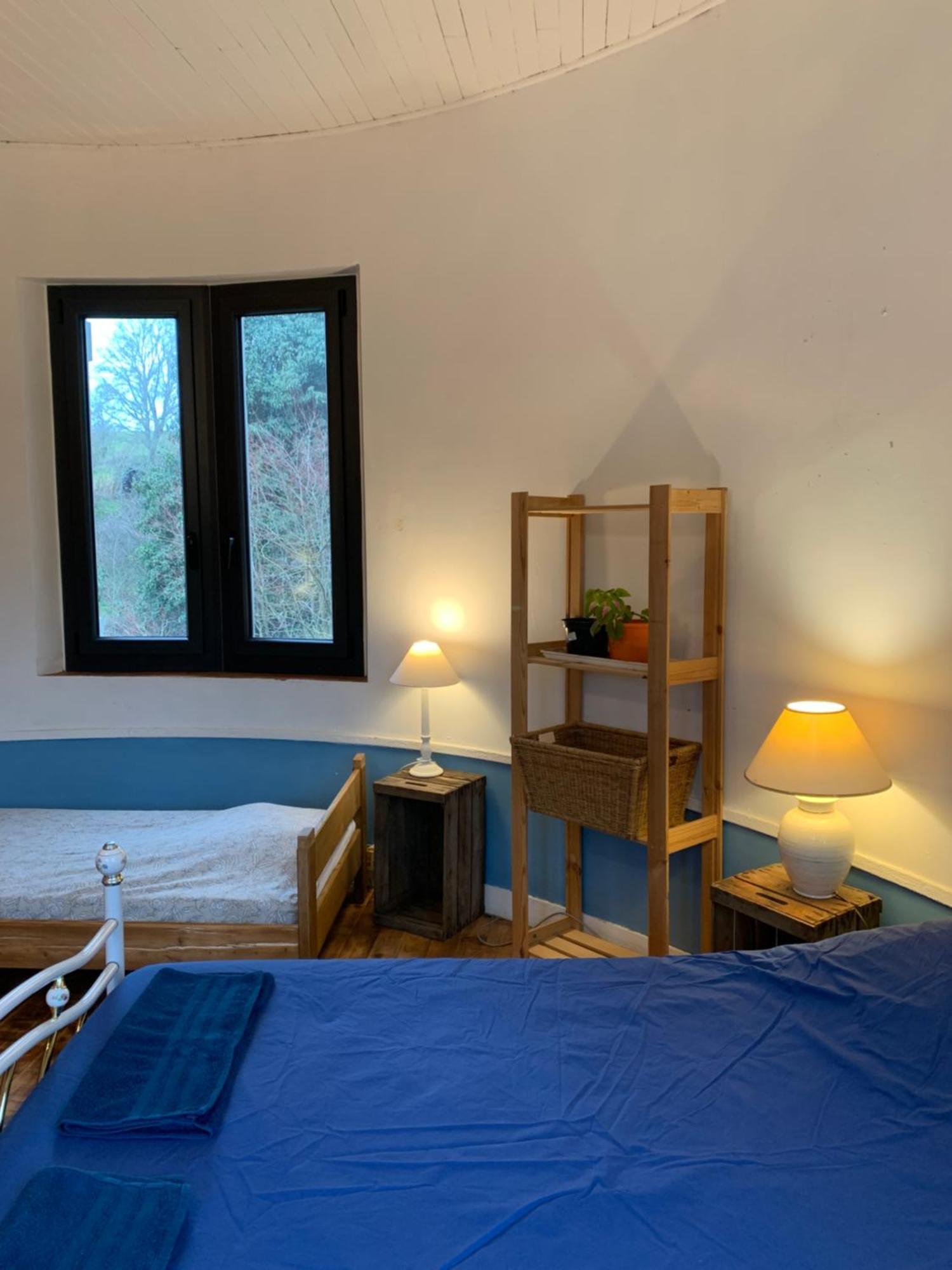 Les Favouilles - Gite & Chambres D Hotes Dauphin Номер фото